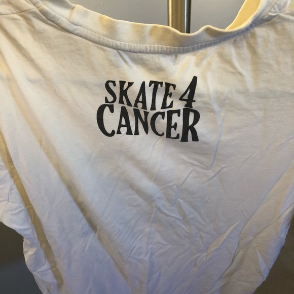 Lifetime collective boys skate for cancer tee sz S - Picture 5 of 5